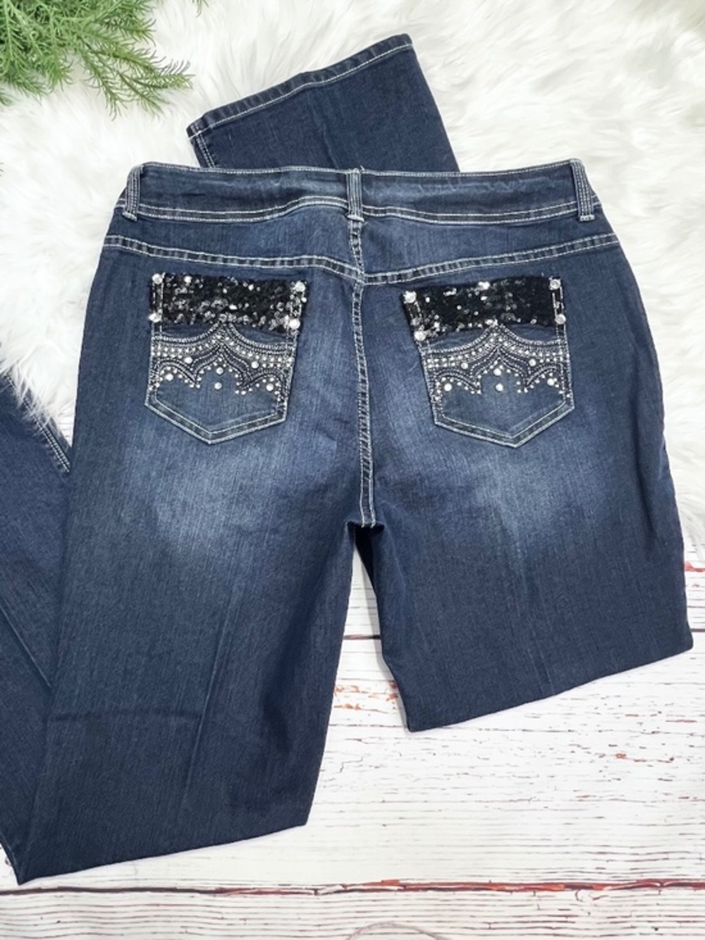 👖|•CHICO'S•| Sequin Studded Pocket Jeans Size 12👖